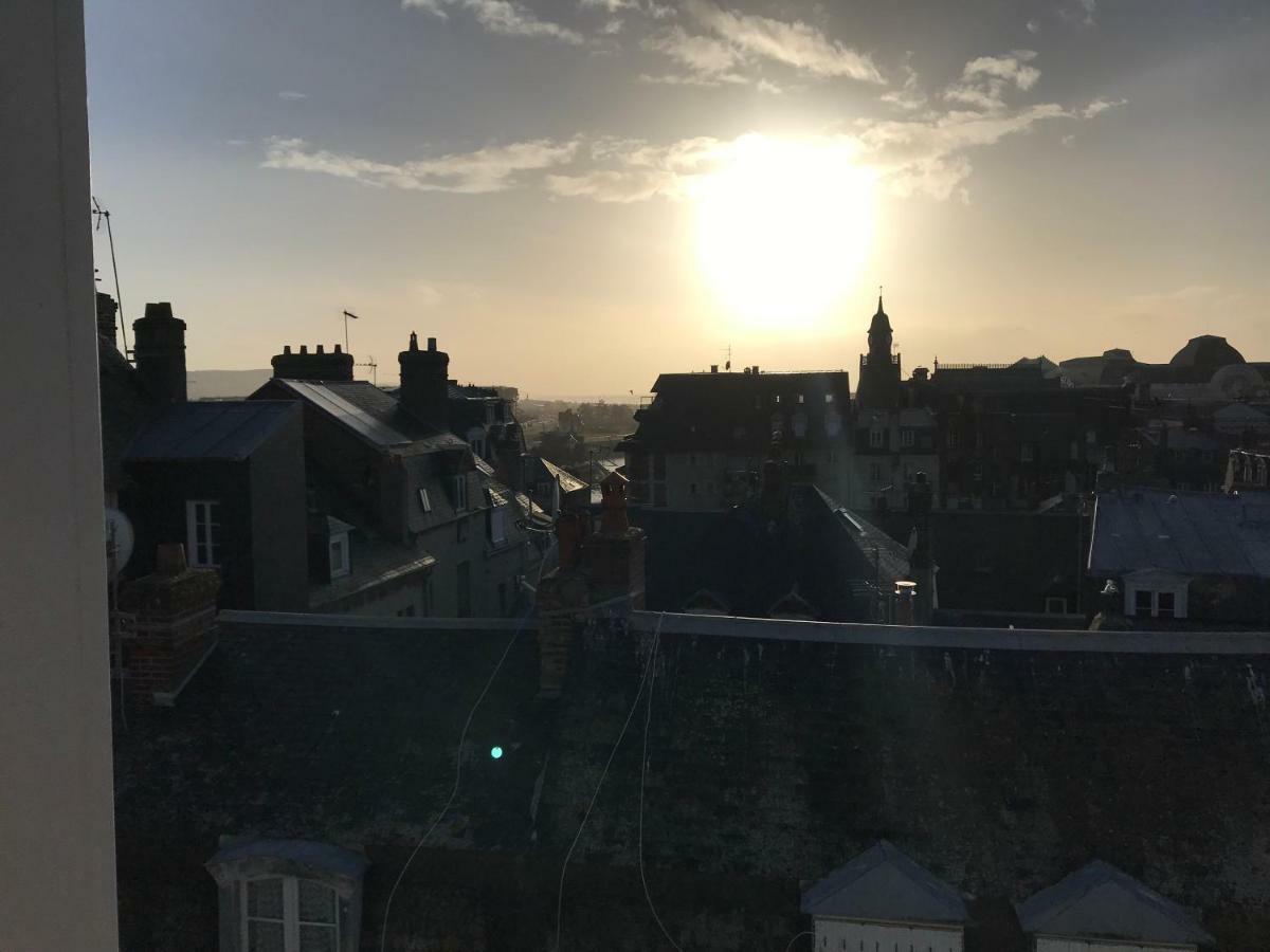 Le Cocooning T2 Renove Et 5Min A Pied De La Mer Au Coeur De Trouville מראה חיצוני תמונה